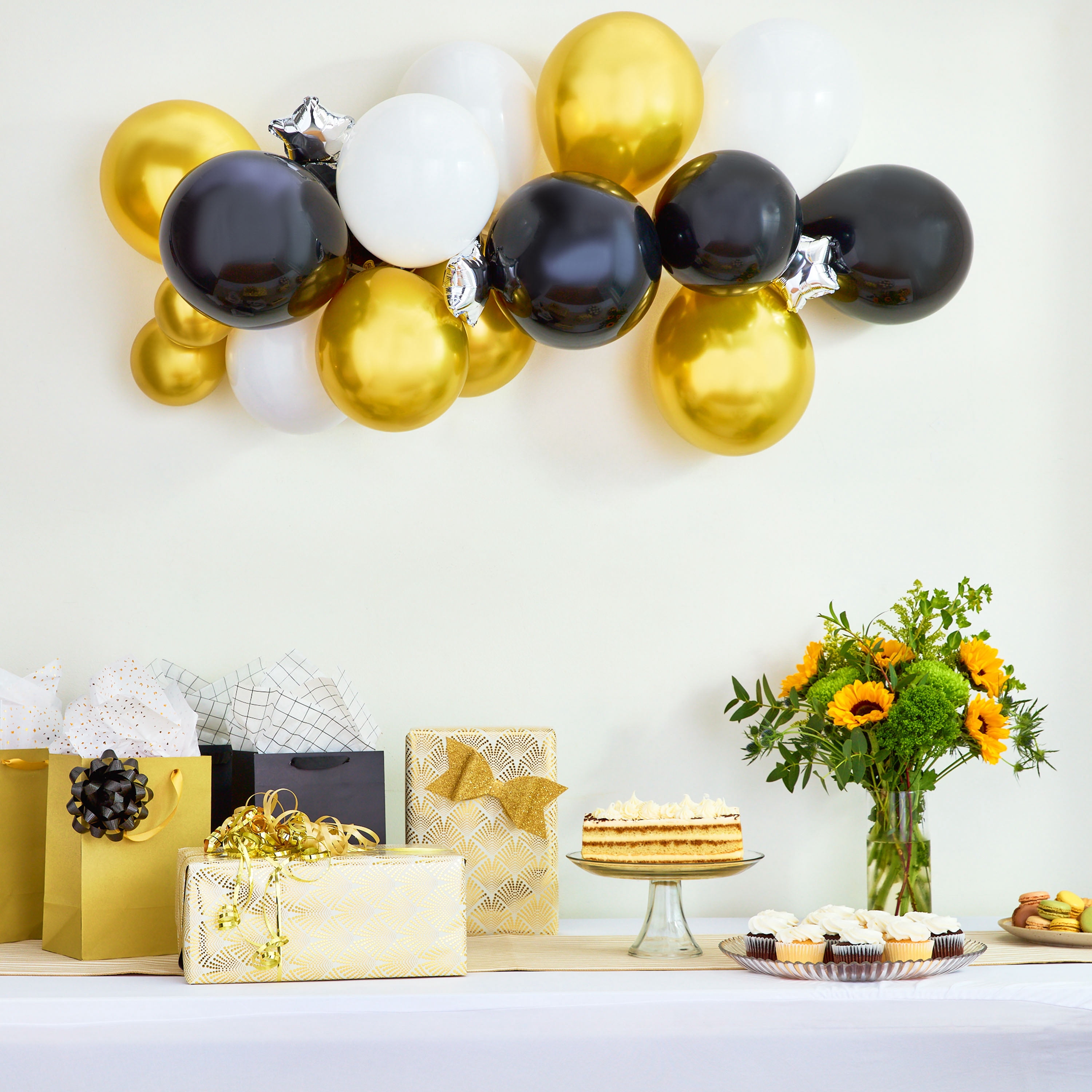Black/White/Balloon Garland, 24 Pieces, by Way To Celebrate
