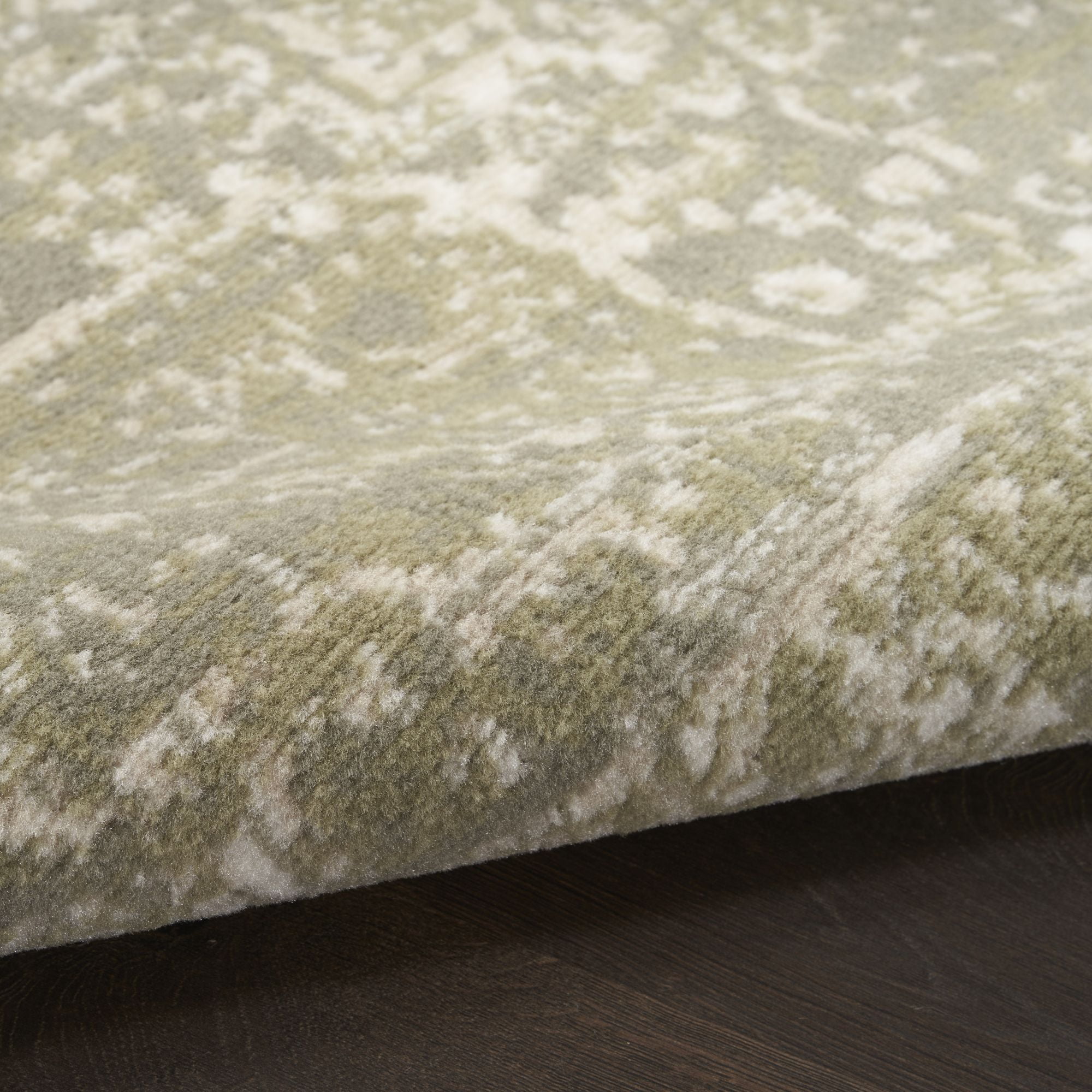 Nourison Grafix Persian Olive 5'3" x 7'3" Area Rug (5x7)