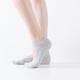 thumbnail image 3 of Calcetines de yoga con empuñaduras para mujer, calcetines antideslizantes, calcetines de pilates, calcetines de fitness, calcetines antideslizantes para yoga, (3 pares de 3 colores), 3 of 5