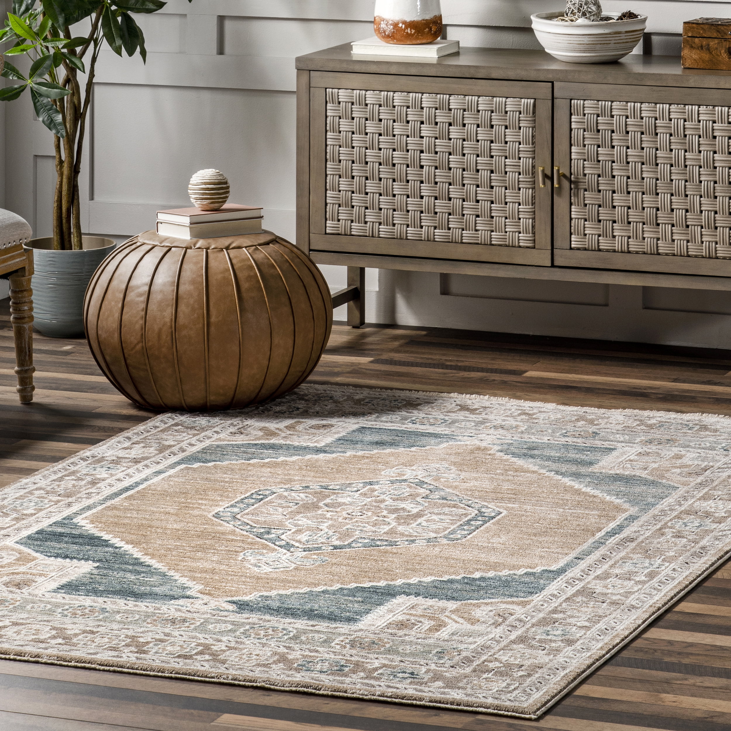 nuLOOM Tricia Faded Medallion Fringe Area Rug, 4' x 6', Rust