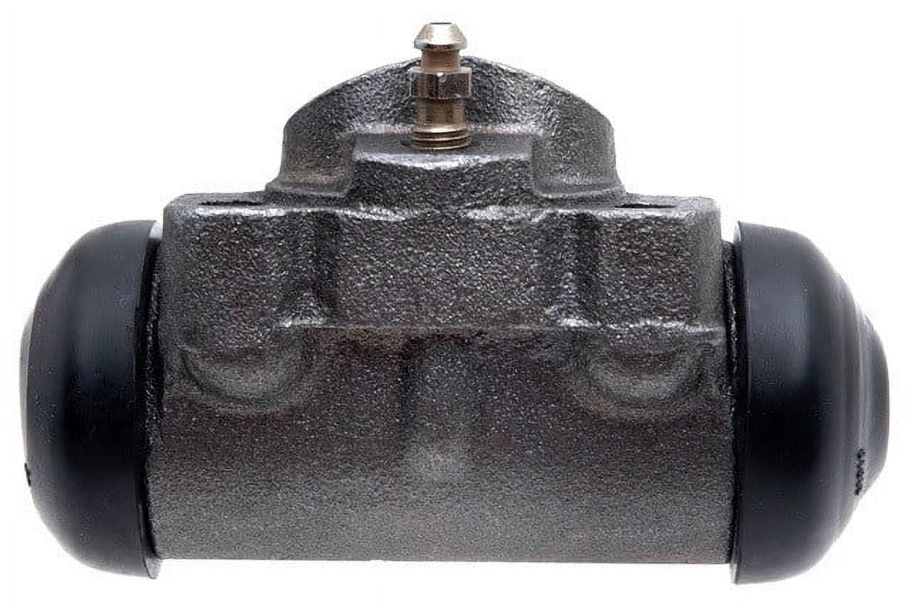 Raybestos WC36105 Professional Grade Drum Brake Wheel Cylinder Fits select: 1971-1973 FORD MAVERICK, 1974-1975 INTERNATIONAL LIGHT LINE