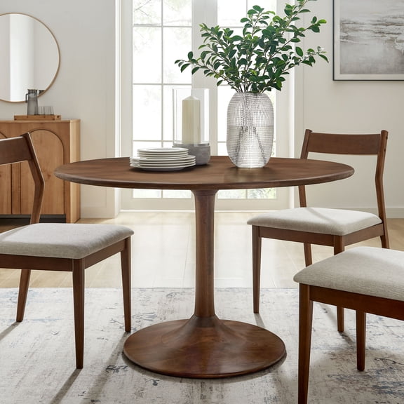 Lippa Dining Table in Walnut