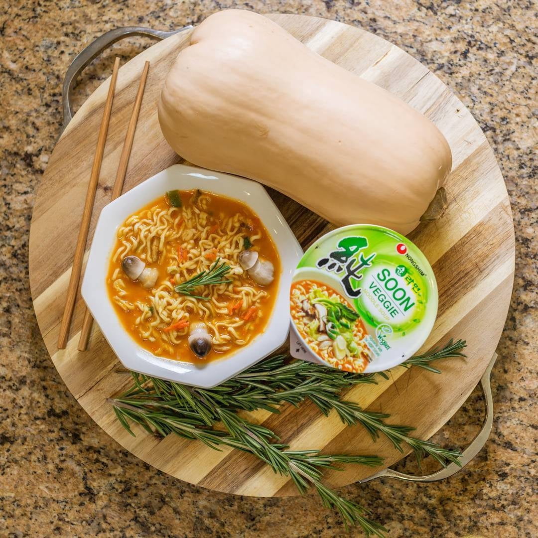 Nongshim Soon Veggie Savory Vegan Ramyun Ramen Noodle Soup Cup, 2.64oz X - 2pack of 6 Count
