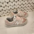 thumbnail image 4 of New Balance 574 Unisex Classic Casual Lifestyle Shoes Pink Size 8.5 D, 4 of 6