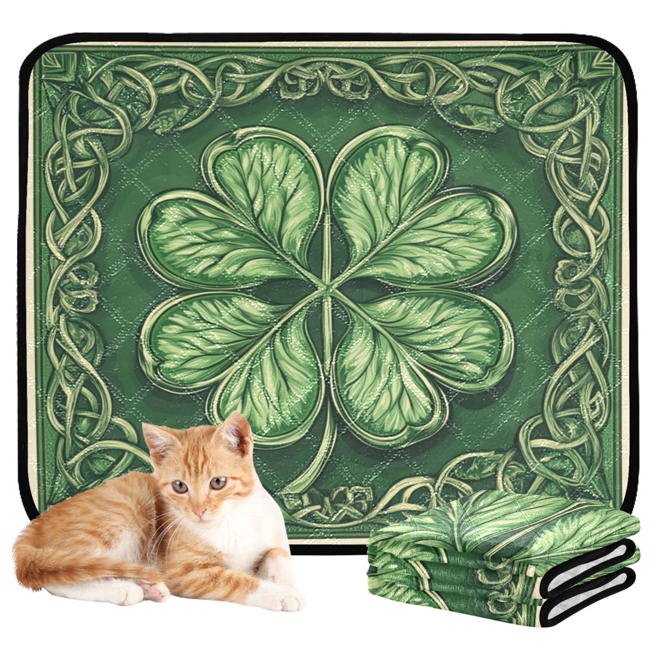 Qxltty Four Leaves Clover Cat litter Pads Pet Set of 2 Diaper Mats Center Anti-leakage Layer Absorbent Soft and Comfortable