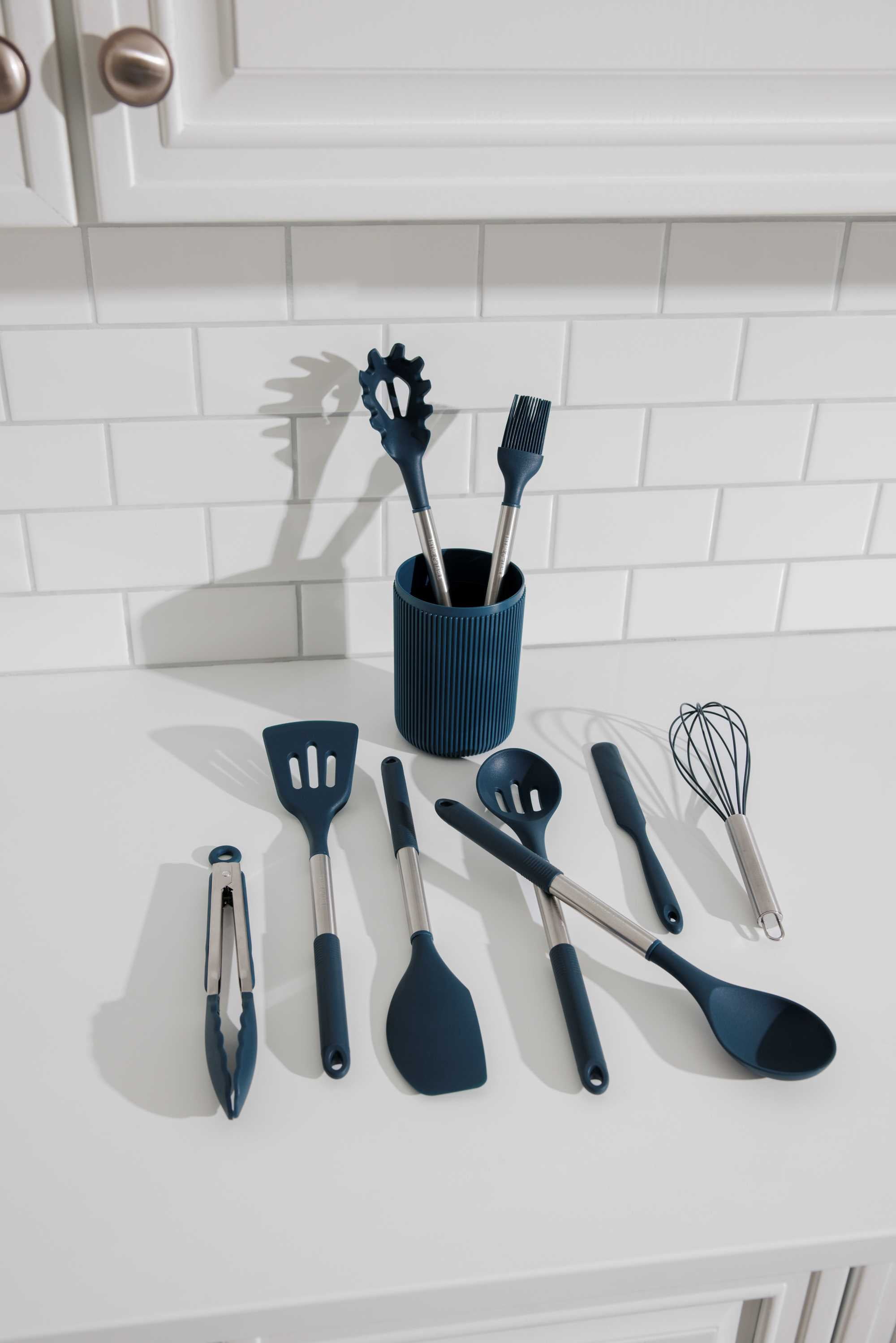 Thyme & Table 10-Piece Silicone Gadget Set - Blue