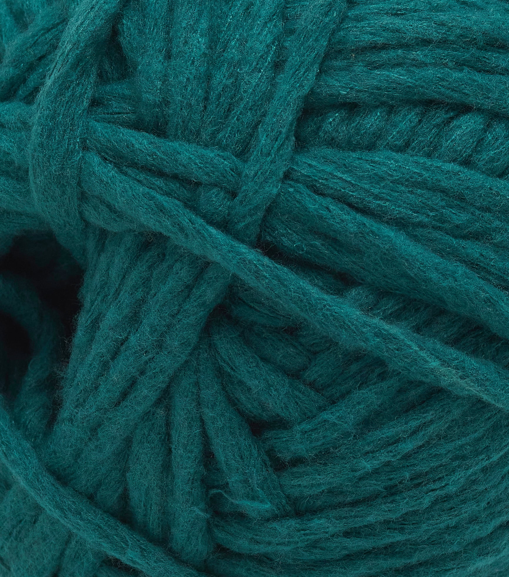 Big Twist Hush 4 Pack Bulky Polyester Yarn, Evergreen, 219 yd, 10.5 oz