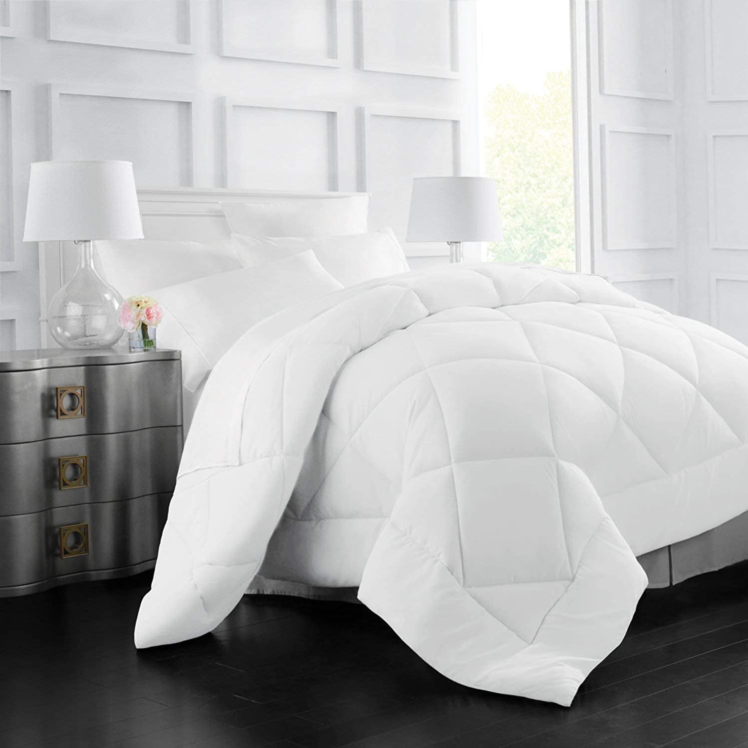 Queen Size Down Alternative Comforter - Organic Cotton, Hypoallergenic, All-Season, Machine Washable (98x90 Inches)