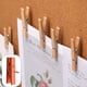 thumbnail image 4 of 50 PCS Alfiler Multicolor con Clips de Madera, Alfileres Decorativos para Tablero de Corcho, Fotos, Oficinas, 4 of 5