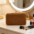 thumbnail image 1 of Bolsa de almacenamiento de felpa de peluche | Neceser portátil de viaje para cosméticos y artículos de aseo, 1 of 6
