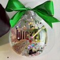 thumbnail image 2 of Bolas de decoración navideña con escoba voladora de bruja, adornos para árbol de Navidad, 2 of 5