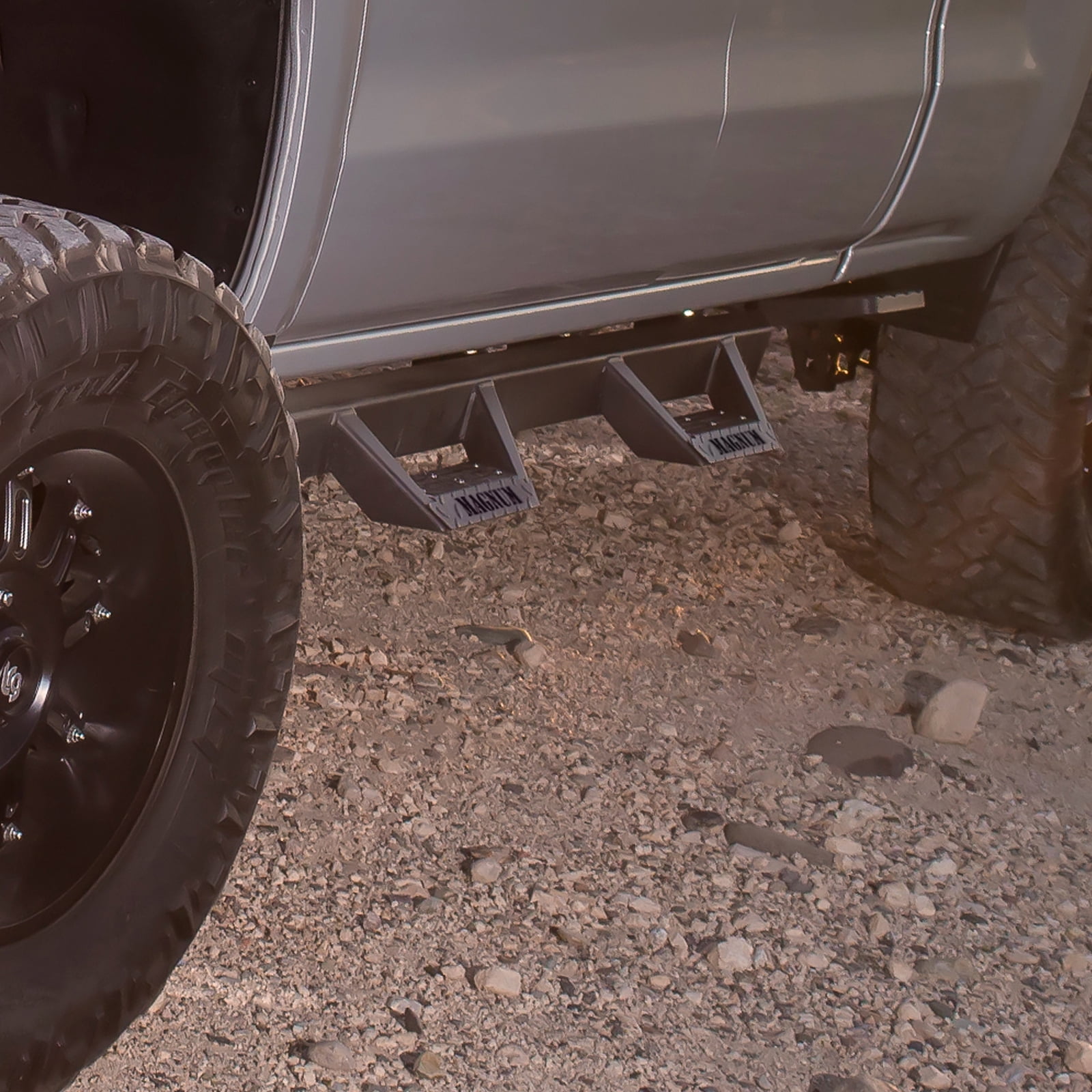 ICI (Innovative Creations) RTS79DG RT Steps; Black Powder Coated;
