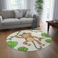 thumbnail image 1 of Singe Graphique - Vêtements de Zoo Amusants pour les Amateurs de Singes Tapis Rond, 1 of 5