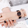 thumbnail image 4 of Reloj de pulsera analógico de cuarzo con correa de PU de aleación para mujer con esfera de cielo estrellado de moda (negro), 4 of 8