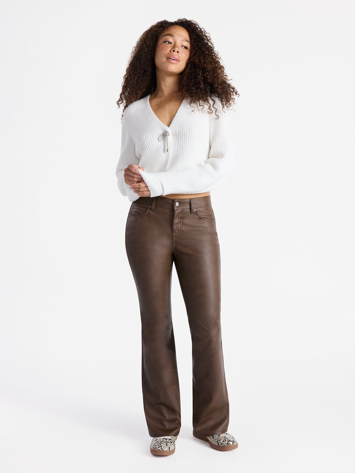 No Boundaries Vintage-Inspired Slim Bootcut Jeans, 32'' Inseam, Women's