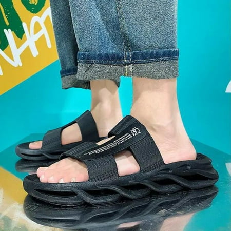 

Slippers Men‘s Summer New Style Personalized Casual Outdoor Sandals and Slippers Men‘s Non-Slip Beach Internet Celebrity Sandals Blade Sole