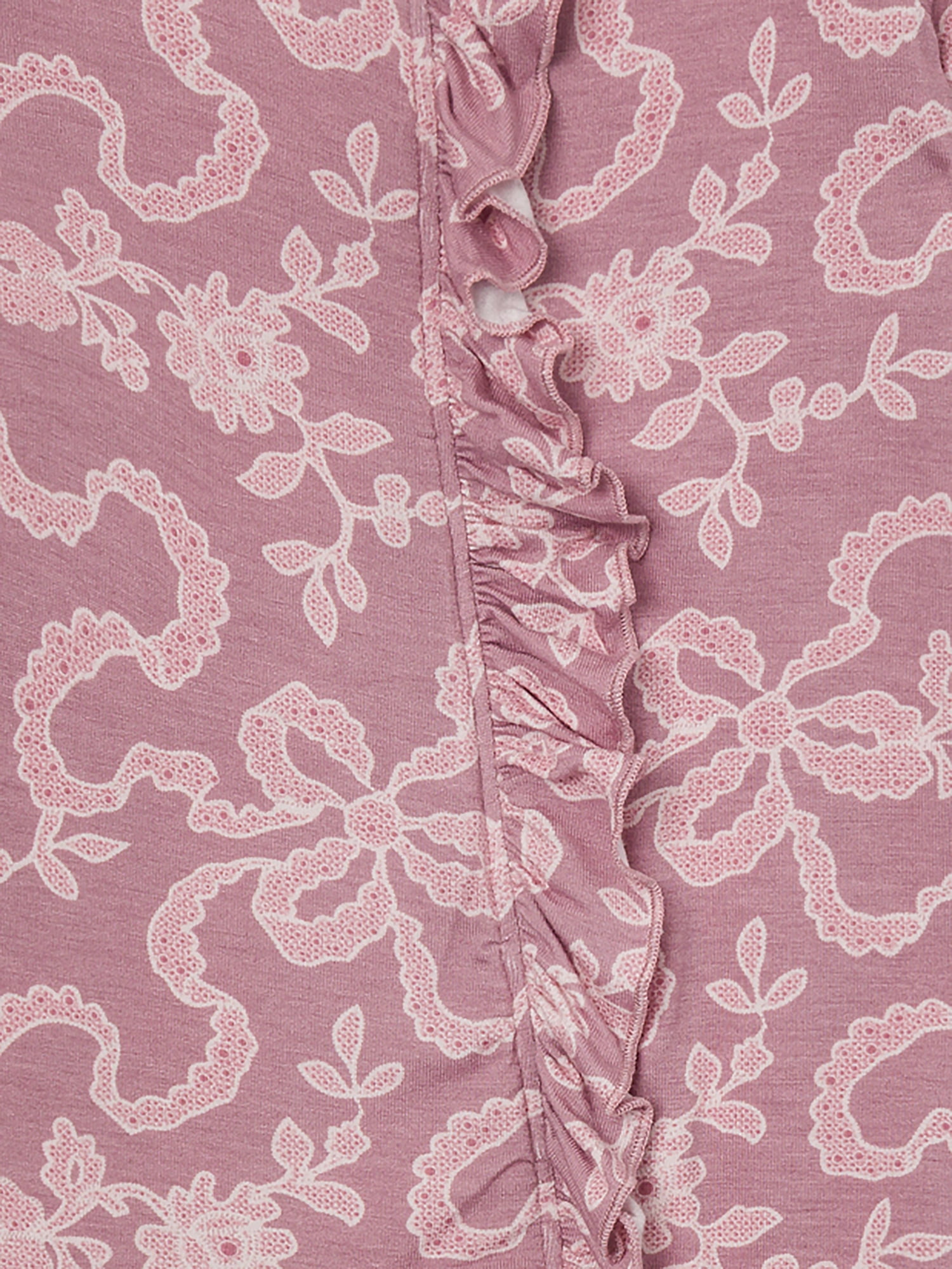 Modern Moments by Gerber Neutral Two-Way Zip Viscose Ruffled Sleep ´N Play Footed Pajamas, Sizes Newborn - 6/9 Months