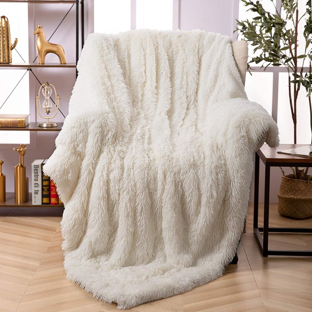Noahas Shaggy Longfur Throw Blanket with Sherpa Warm Underside