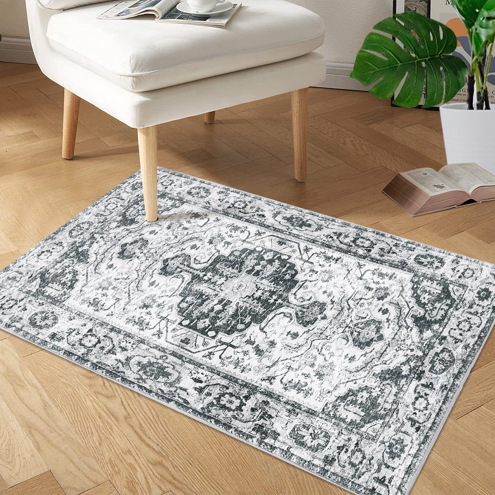 GlowSol 2'x3' Traditional Doormat Floorcover Stain Resistant Machine