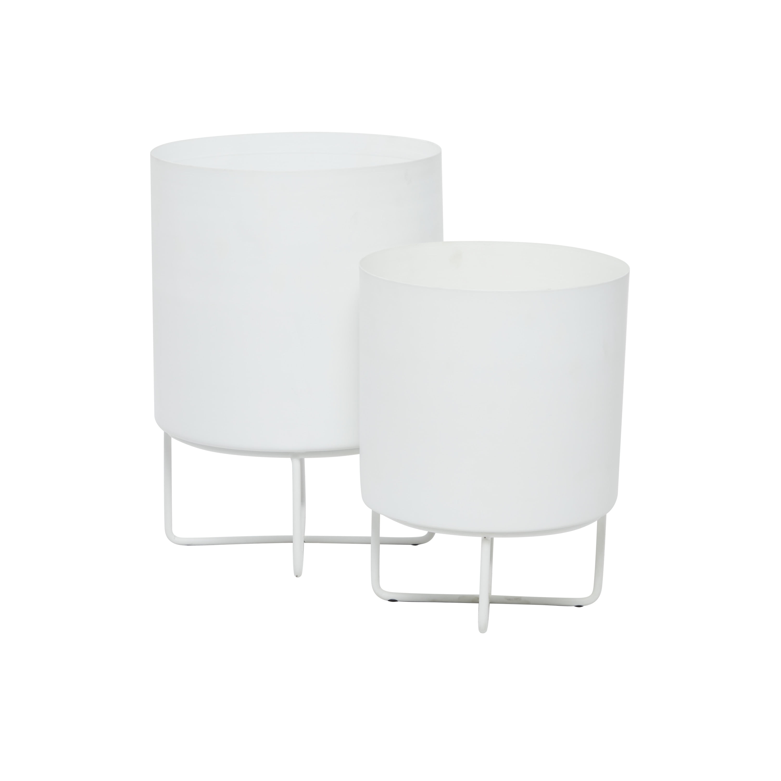CosmoLiving by Cosmopolitan White Metal Indoor Outdoor Indoor Outdoor Planter, Set of 2 16", 13"H