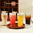 thumbnail image 3 of Paquete de 2 vasos de vidrio acanalado de 600 ml con tapa y pajita, vasos para café helado, juego de vasos para bebidas largas, vaso para batidos, diseño hermético e impermeable, ideal para café., 3 of 7