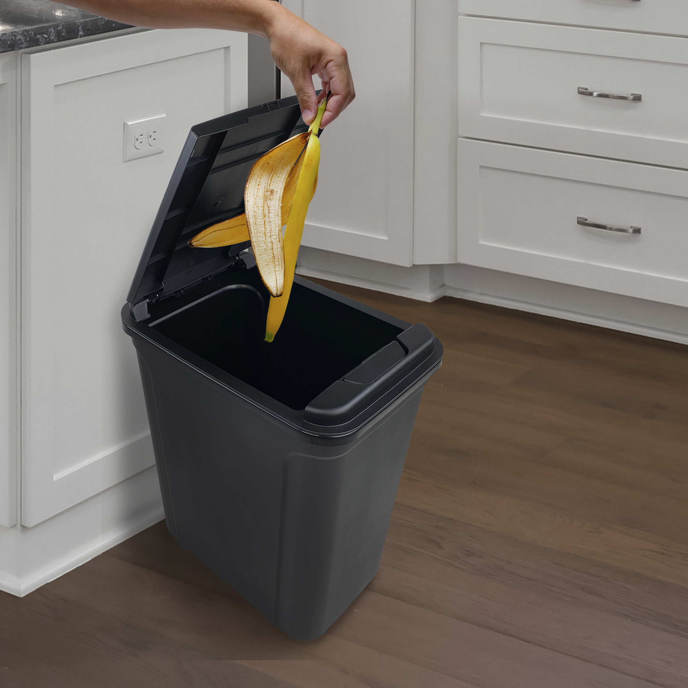 Mainstays Kitchen Trash Can, 7.6 Gallon, Black photo 4