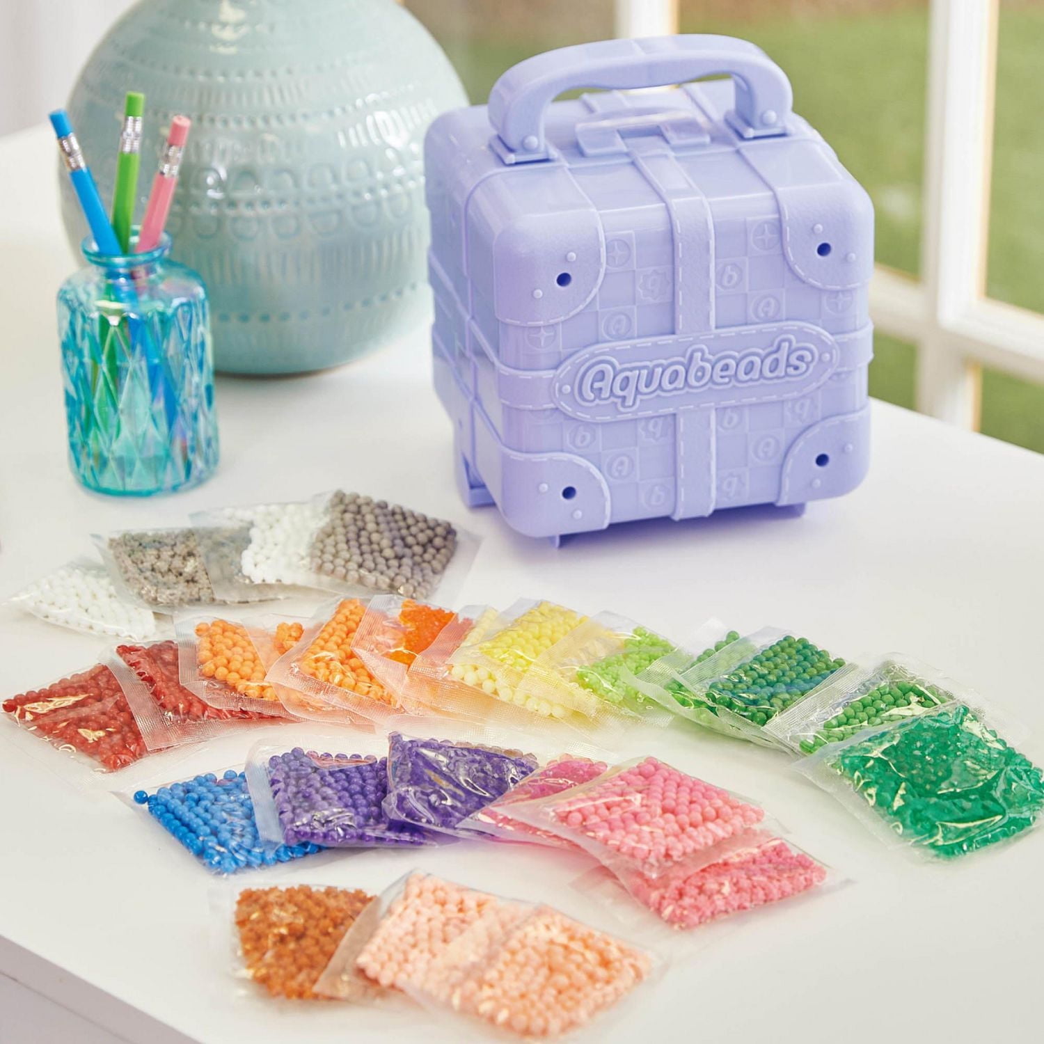 Aquabeads Mega Bead Trunk Recharge Pack, Kit de recharge de perles d'art et d'artisanat pour enfants – plus de 3 000 perles incluses