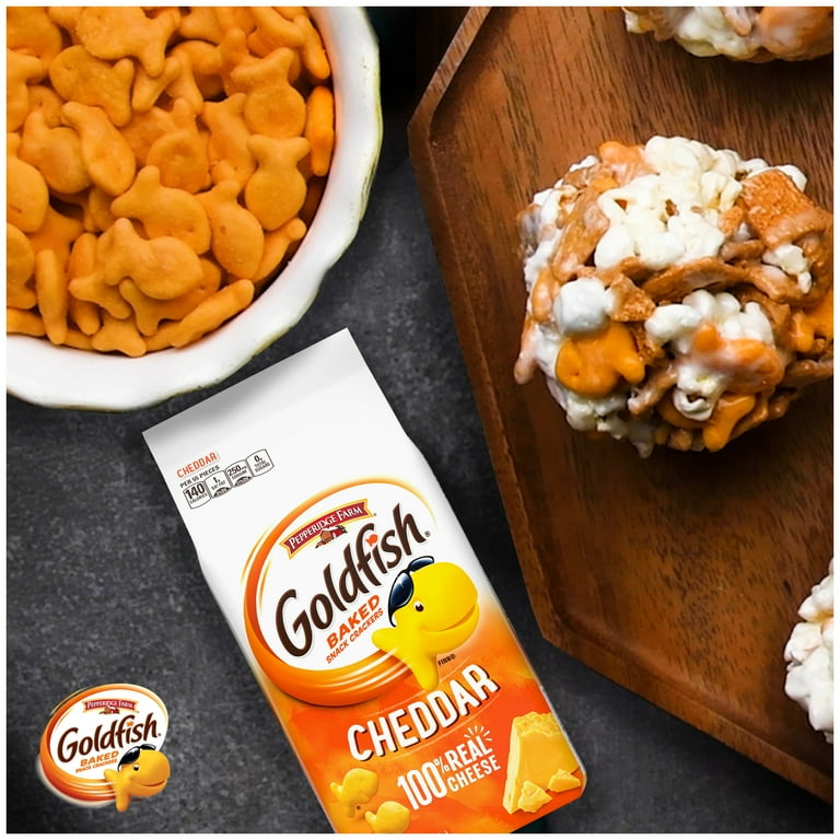 Goldfish Cheddar Crackers, Snack Crackers, 6.6 oz. Bag, 6 CT Goldfish Cheddar Crackers, Snack Crackers, 6.6 oz. Bag, 6 CT