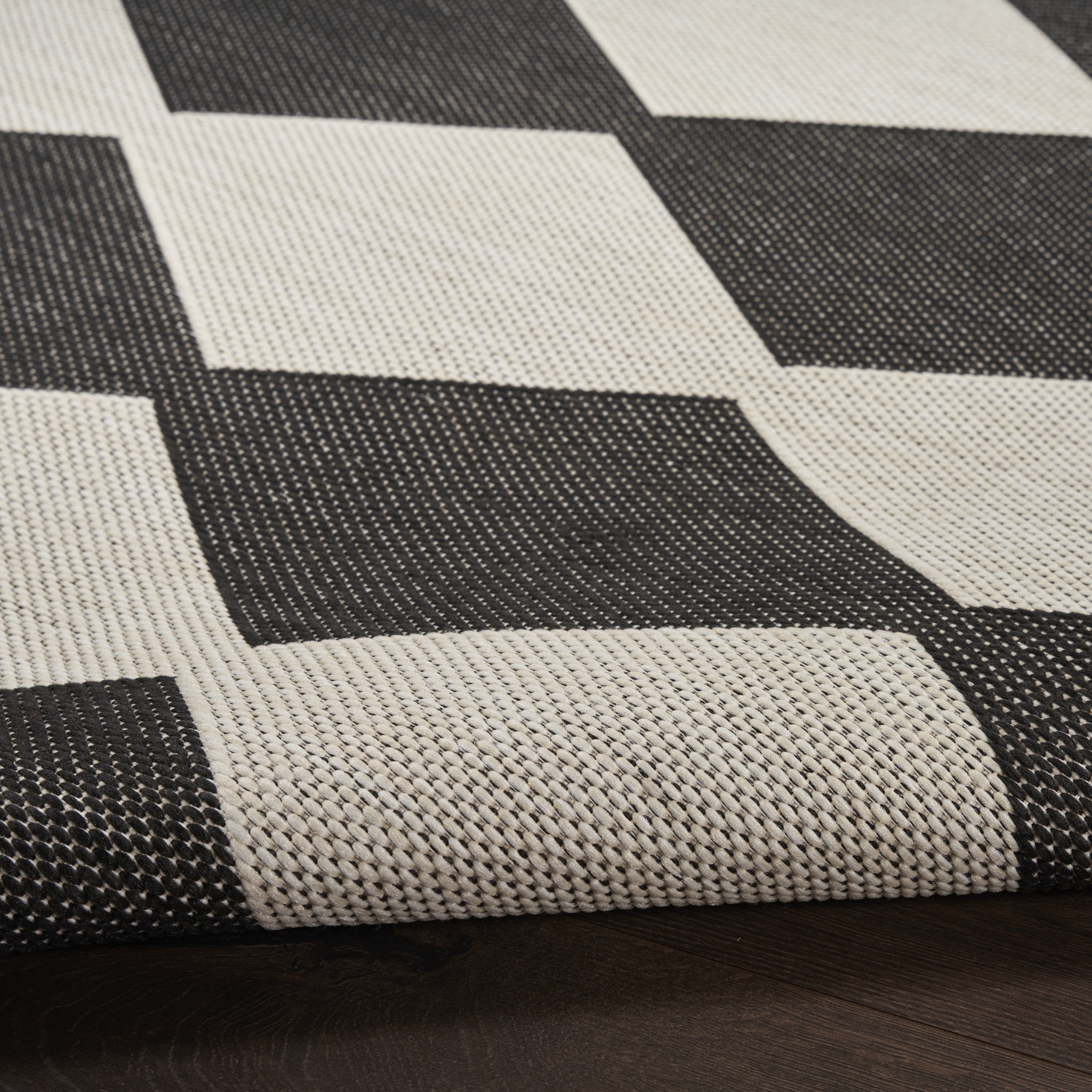 Nourison Positano Indoor/Outdoor Black 6' x 9' Area Rug (6x9)