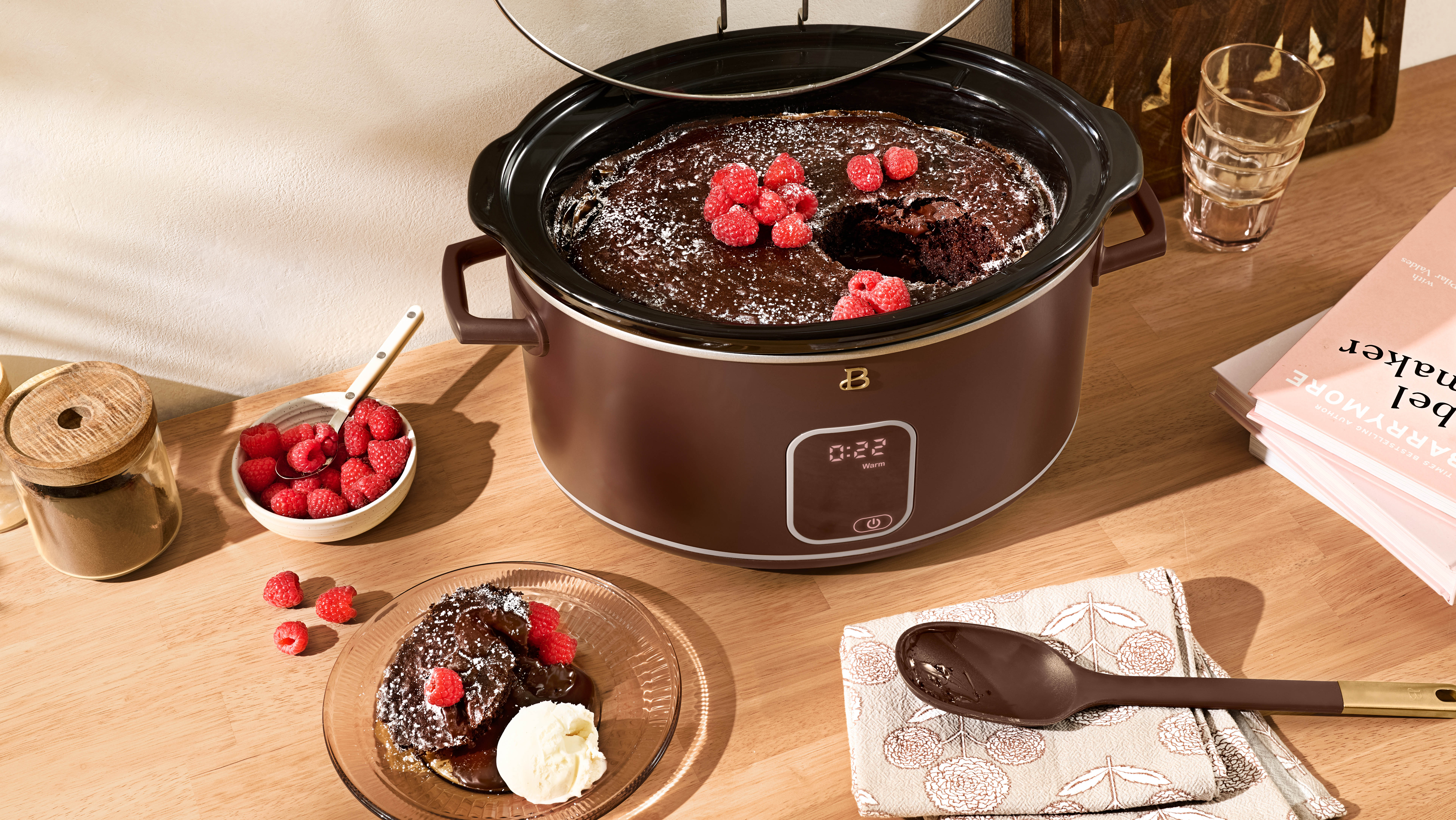 Beautiful 6-Qt Programmable Slow Cooker by Drew Barrymore photo 8