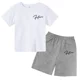 thumbnail image 2 of Conjunto de 2 piezas de camiseta y pantalones cortos informales con estampado de letras para niños y adolescentes a la moda para verano, 2 of 5