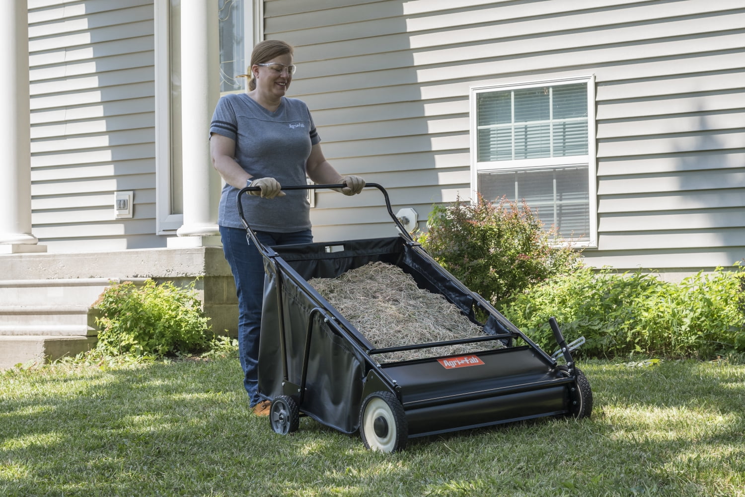 Agri-Fab 30-Inch Push Lawn Sweeper - Model# 45-0570