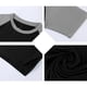 thumbnail image 3 of Blusas y camisas de manga corta y cuello redondo para hombre. Blusa de manga corta con cuello redondo, elástica, de color liso y empalmada., 3 of 4