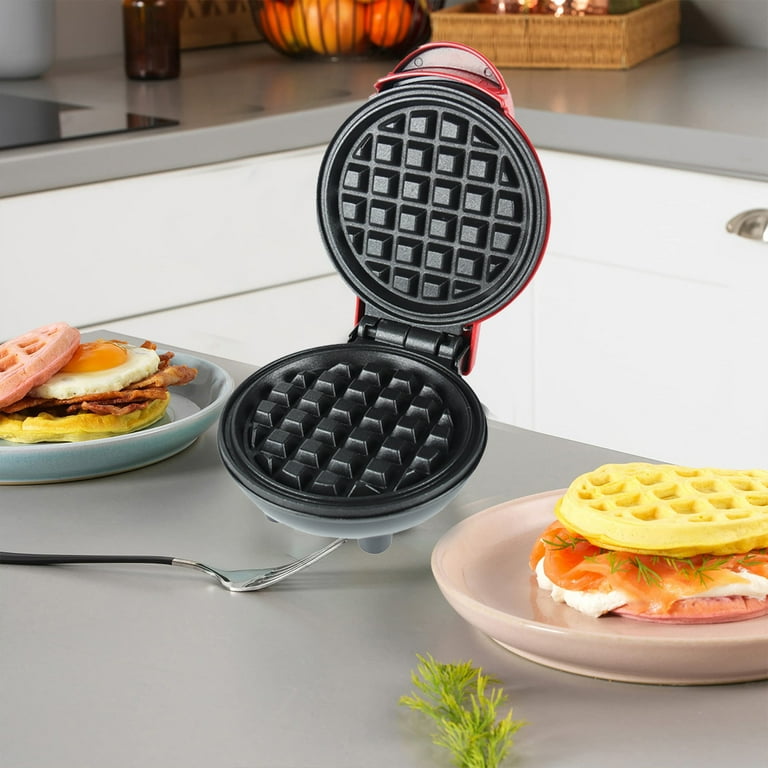 350W Mini Waffle Maker Christmas, Non Stick Electric American Waffle  Machine Small for Individual Waffles, Paninis, Hash Browns, Snacks,  Desserts