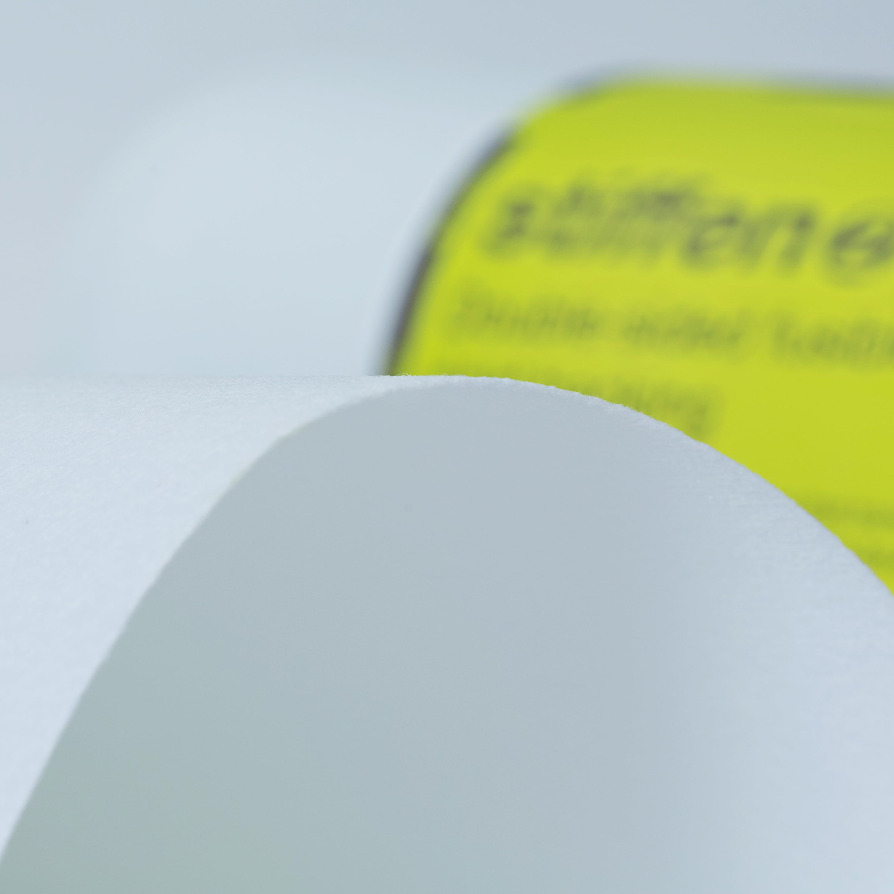 Fairfield Stiffen Double Sided Fusible Bonding Interfacing 20"Wide x 10 yd Roll