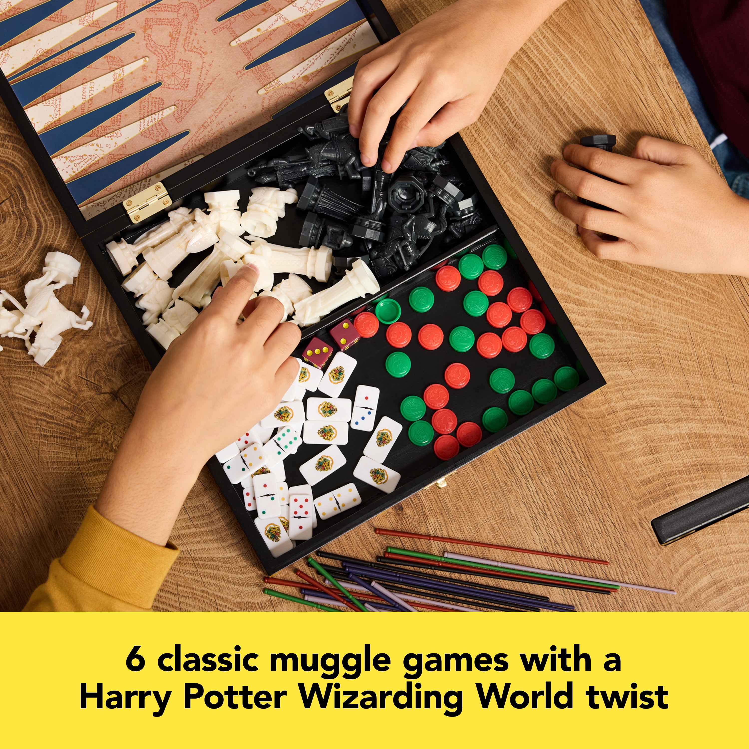 Wizarding World of Harry Potter Trunk of Games, 6-in-1 Game Box, Chess Set for Kids, Kids Games, Family Game Night, for Harry Potter Fans Ages 8+