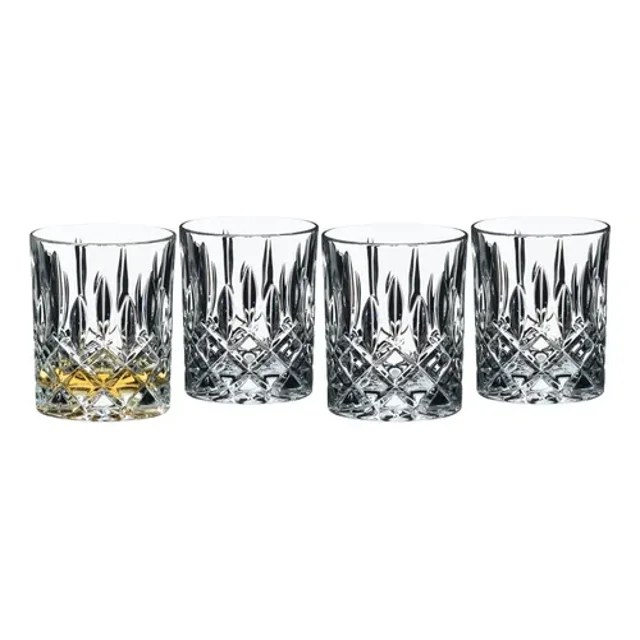 4 vasos cristal riedel whisky double old fash vivant, capacidad 295 ml con caja de regalo — cuatro vasos Old Fashioned de cristal transparente, vista frontal centrada; silueta recta con base gruesa y patrón tallado que genera refracciones; uno contiene whisky con hielo. Medidas por vaso: 10 cm de altura, 8.1 cm de diámetro y 295 ml. Ideales para whisky solo, con hielo o cócteles clásicos y adecuados como set para regalo.