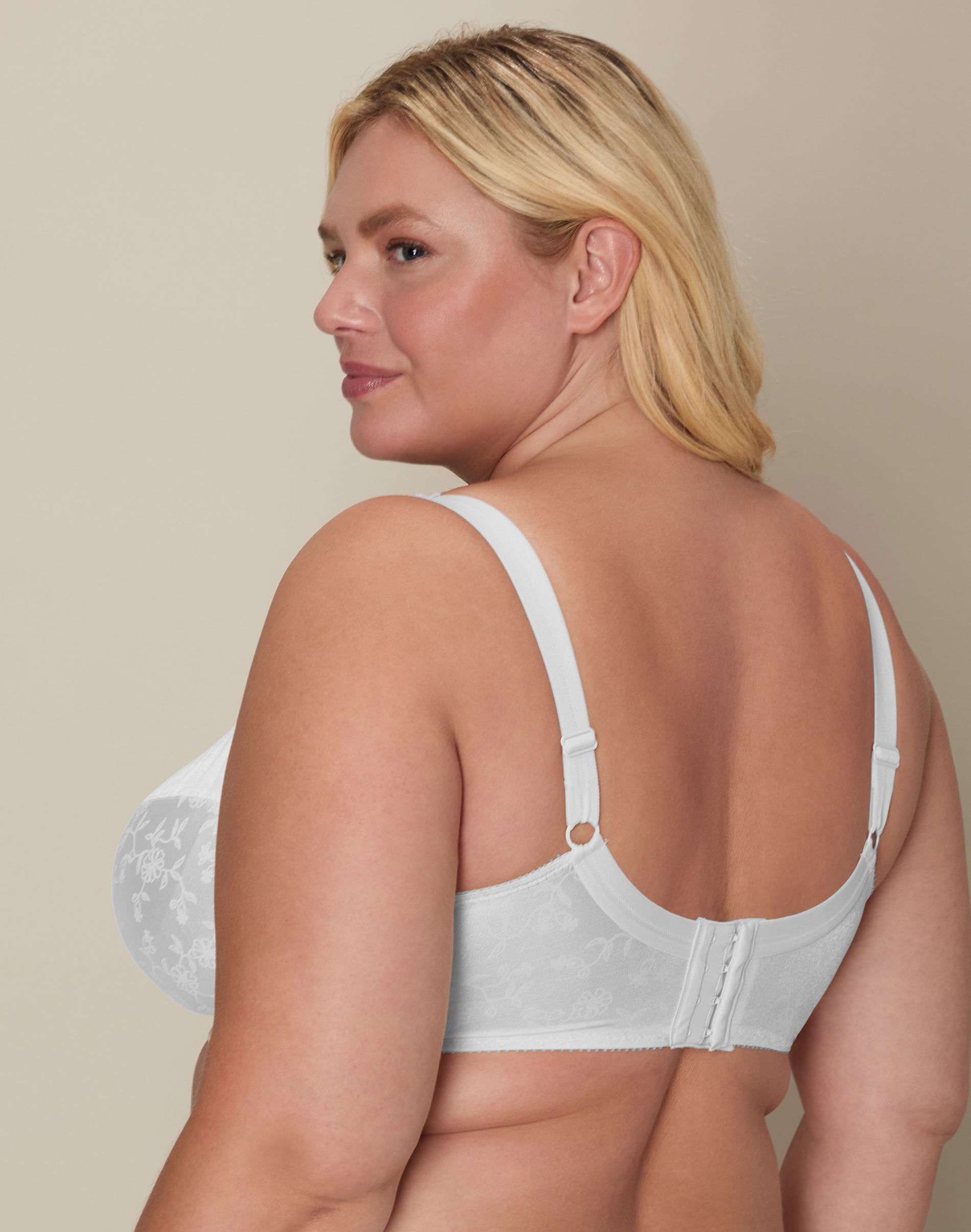 Playtex Secrets Bra Beautiful Lift Underwire Full Coverage Women's US4422