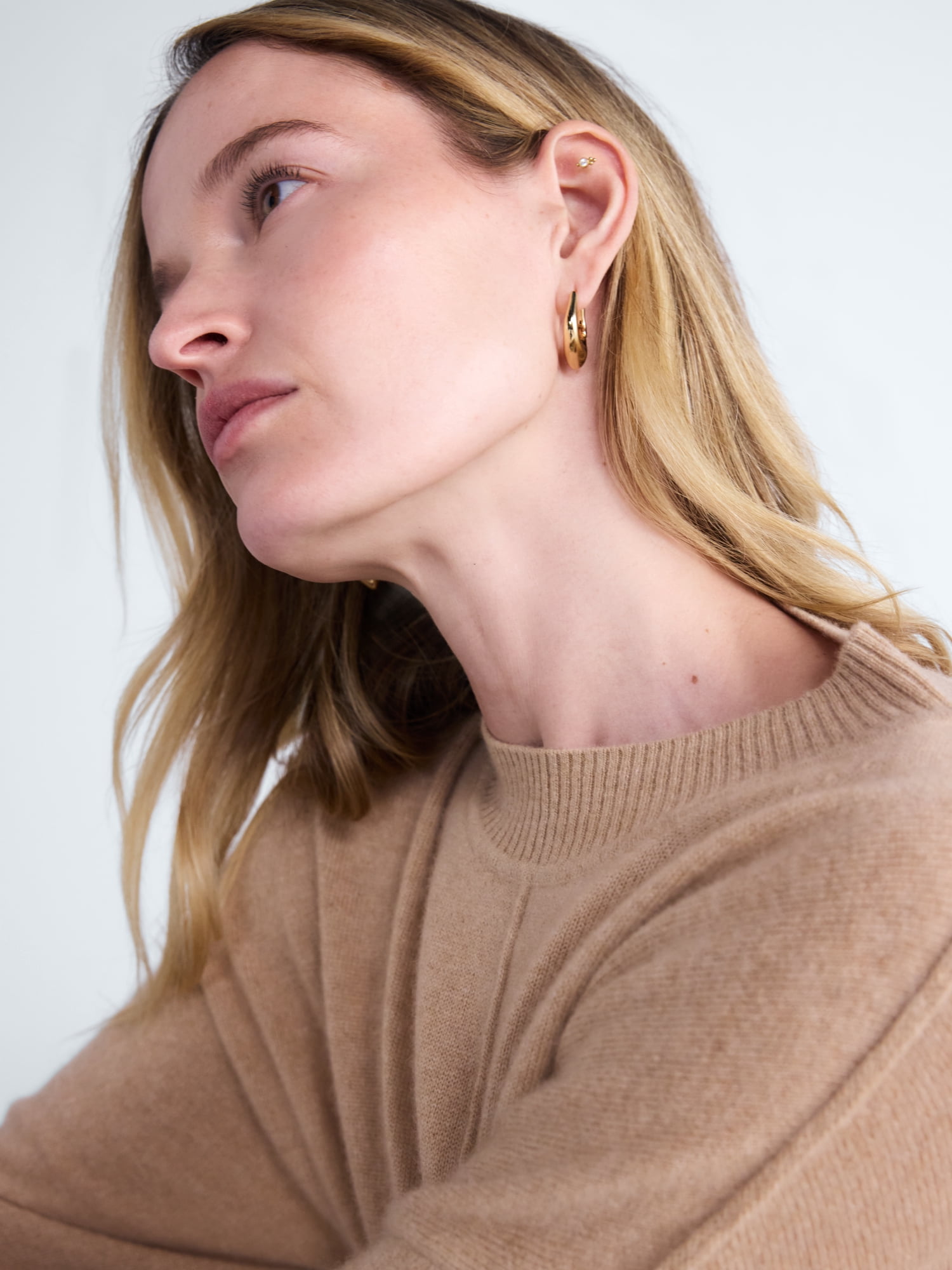 Scoop Women’s Mixed Metal Sculpted Hoop Earrings, 2 Pairs