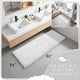 thumbnail image 2 of Alfombra para baño Yimobra, extralarga, antideslizante, de chenilla, 2 of 7
