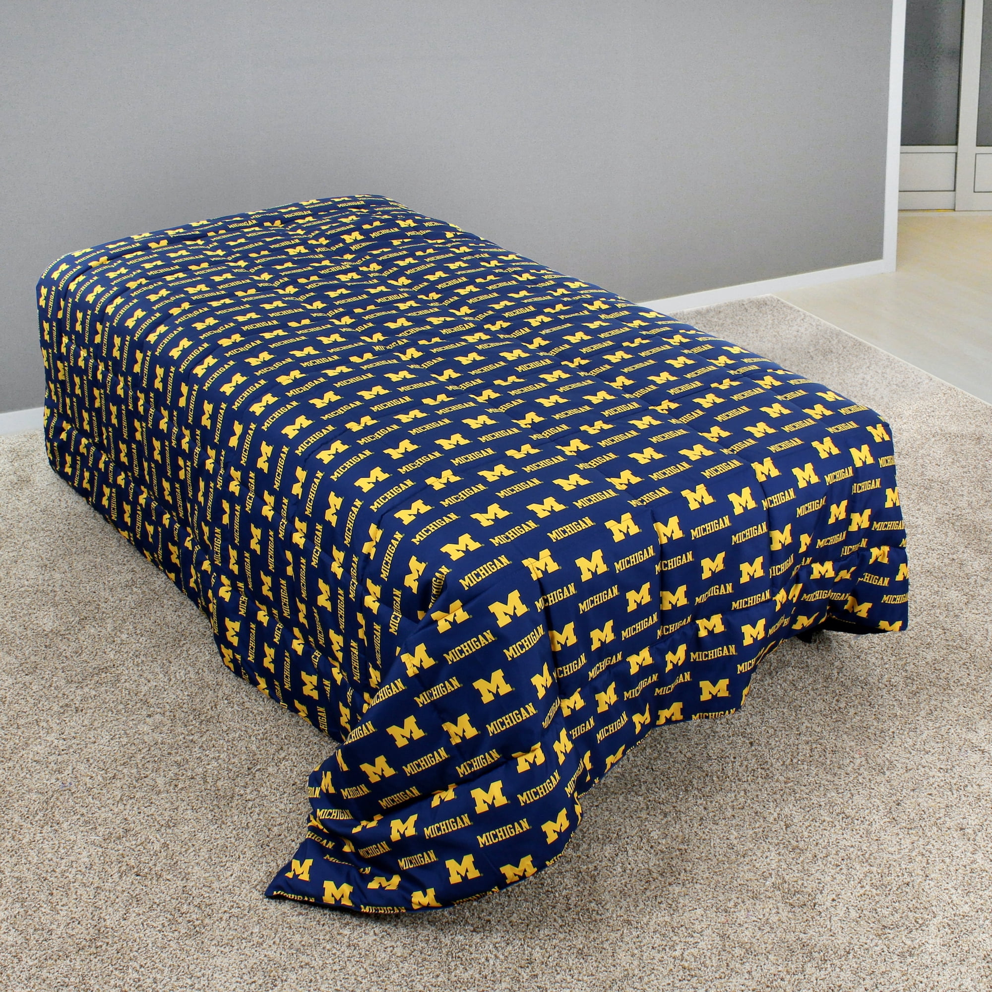 Michigan Wolverines Reversible Big Logo Soft and Colorful Comforter, Twin