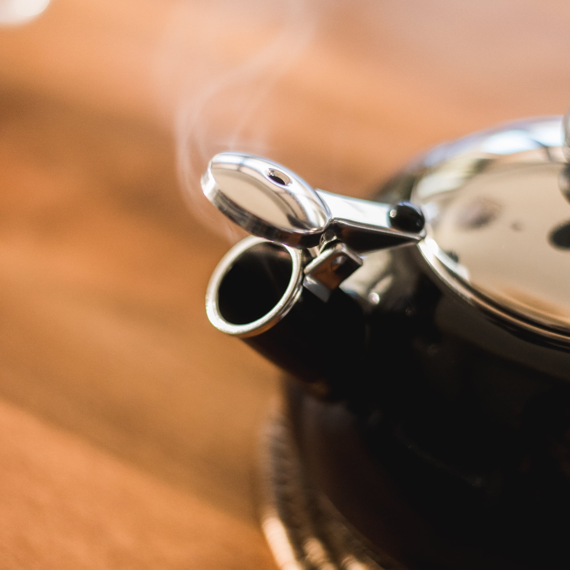 Farberware Luna 2.5 Qt Tea Kettle, Black