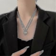 thumbnail image 4 of Juego de 2 Collares para parejas Yuxing colgante magnético Forma de corazón Oro y plata, 4 of 5