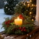 thumbnail image 4 of Adornos navideños, coronas de candelabros navideños con flores artificiales, centros de mesa para el hogar, comedores, bodas y fiestas. Anillos de plástico para velas., 4 of 6
