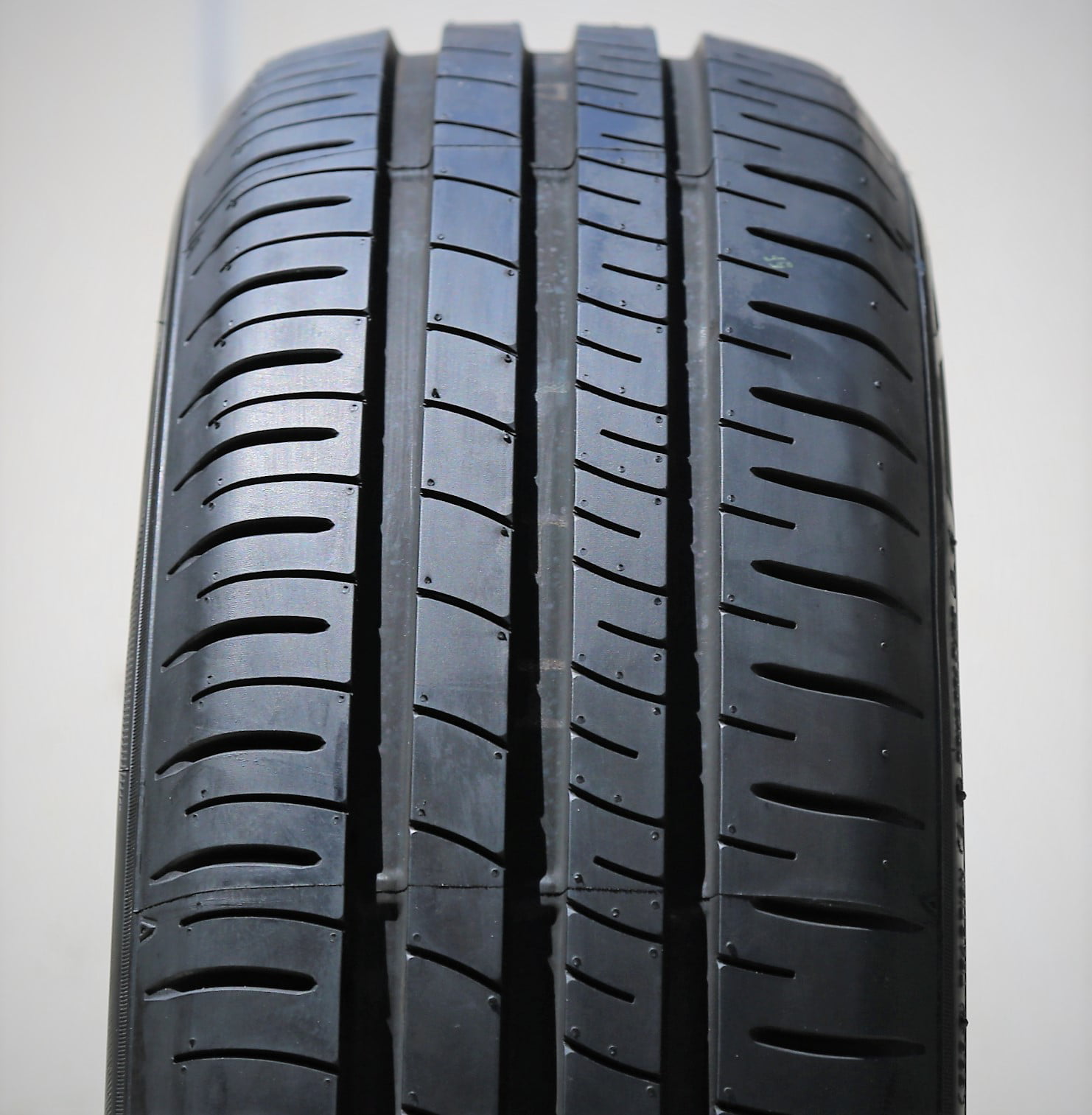 Tire Dunlop SP Touring R1 215/65R15 96H AS A/S All Season 