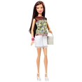 thumbnail image 2 of Barbie Fashionistas Raquelle Poupée, 2 of 5