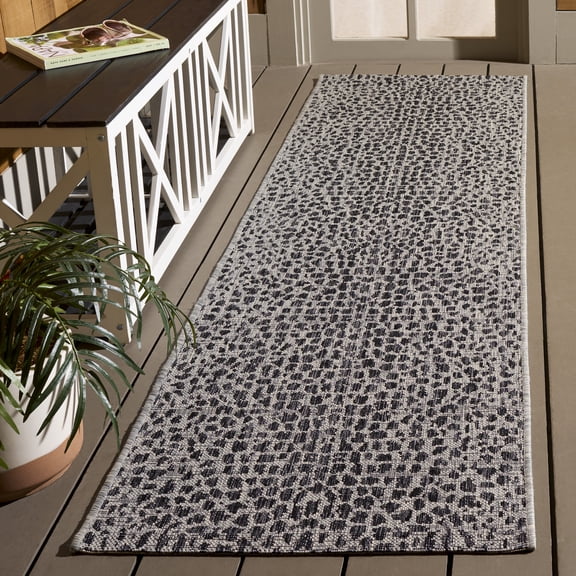 Safavieh Courtyard Karina Animal Indoor/Outdoor Runner Rug, Gray/Black, 2'3" x 5'