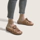 thumbnail image 1 of Sandalias de playa con cuña y punta abierta para mujer con diseño de flores y vacaciones Wmkox8yii  ytu3345, 1 of 3