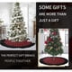 thumbnail image 4 of Falda navideña de árbol en cuadros rojos y negros - Decoración festiva suave de felpa 120cm para hogar y restaurantes, 4 of 7