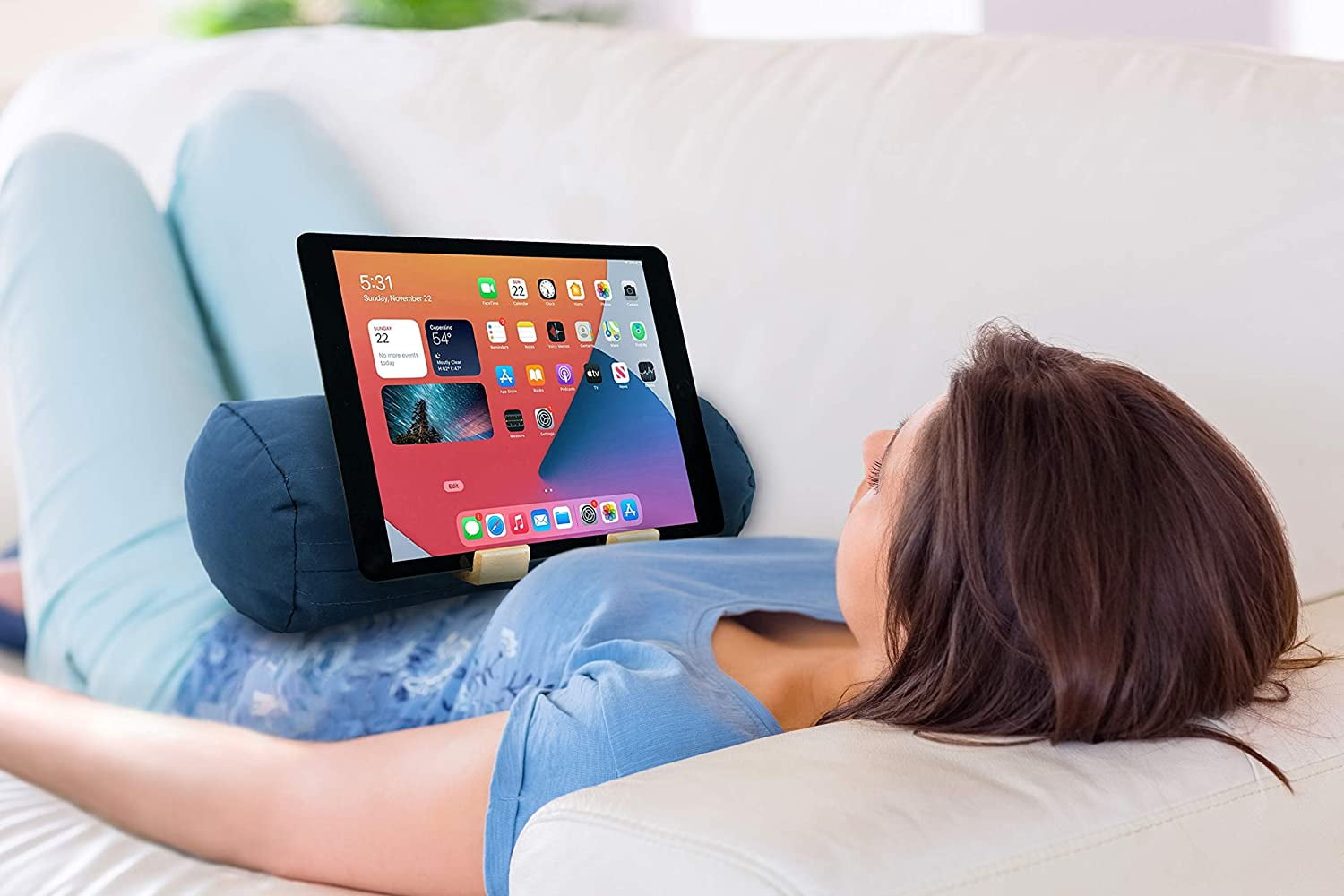 Beanbag Bed/Couch Pillow Stand for All Tablets & Phones (Black)